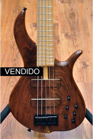 F Bass BN5 Walnut F Bass BN5 Walnut